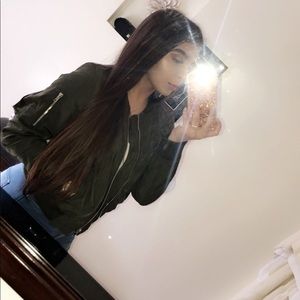 Meet your Posher, Evelyn